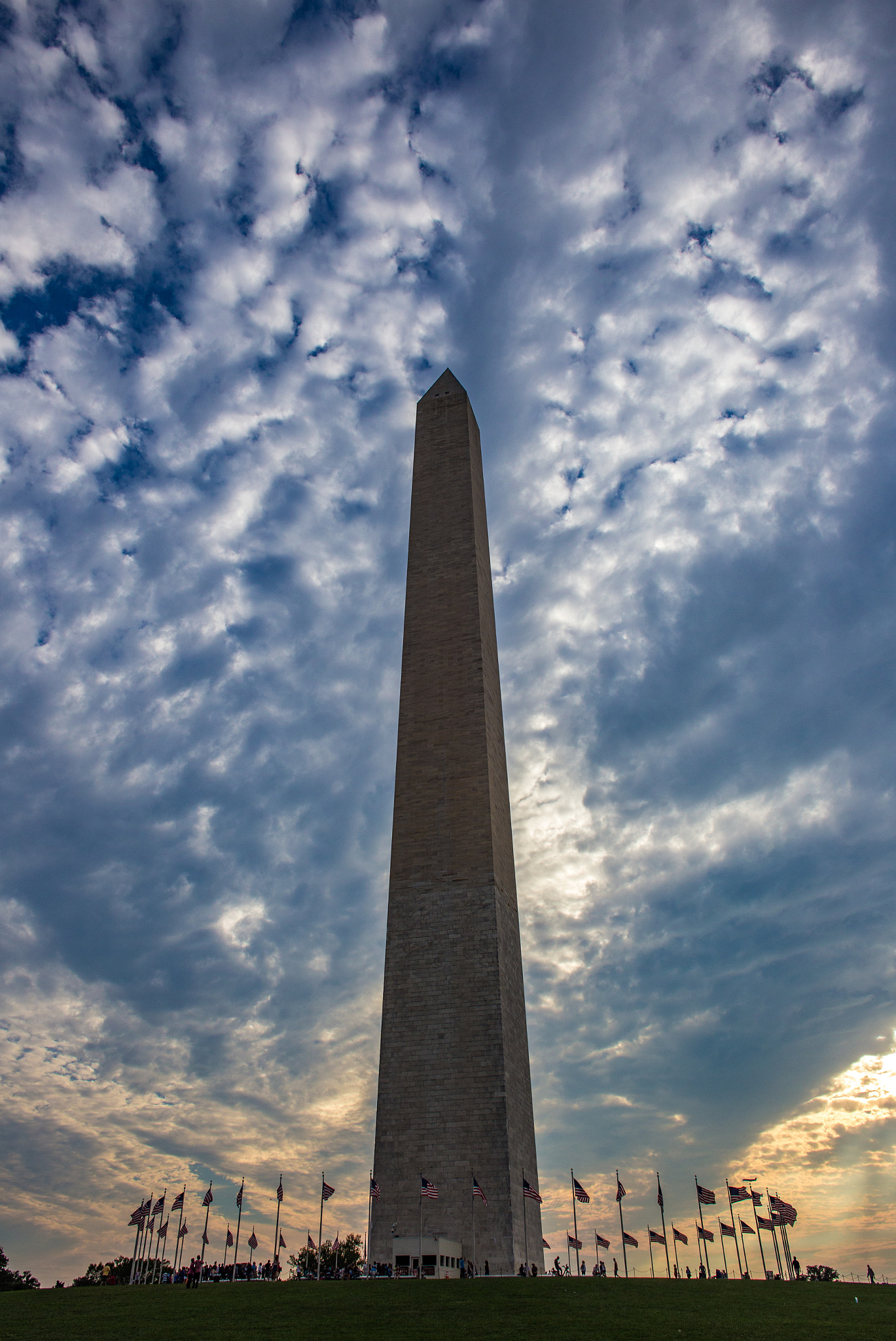 Canon EOS 6D + Canon EF 24mm F2.8 sample photo. Washington monument photography