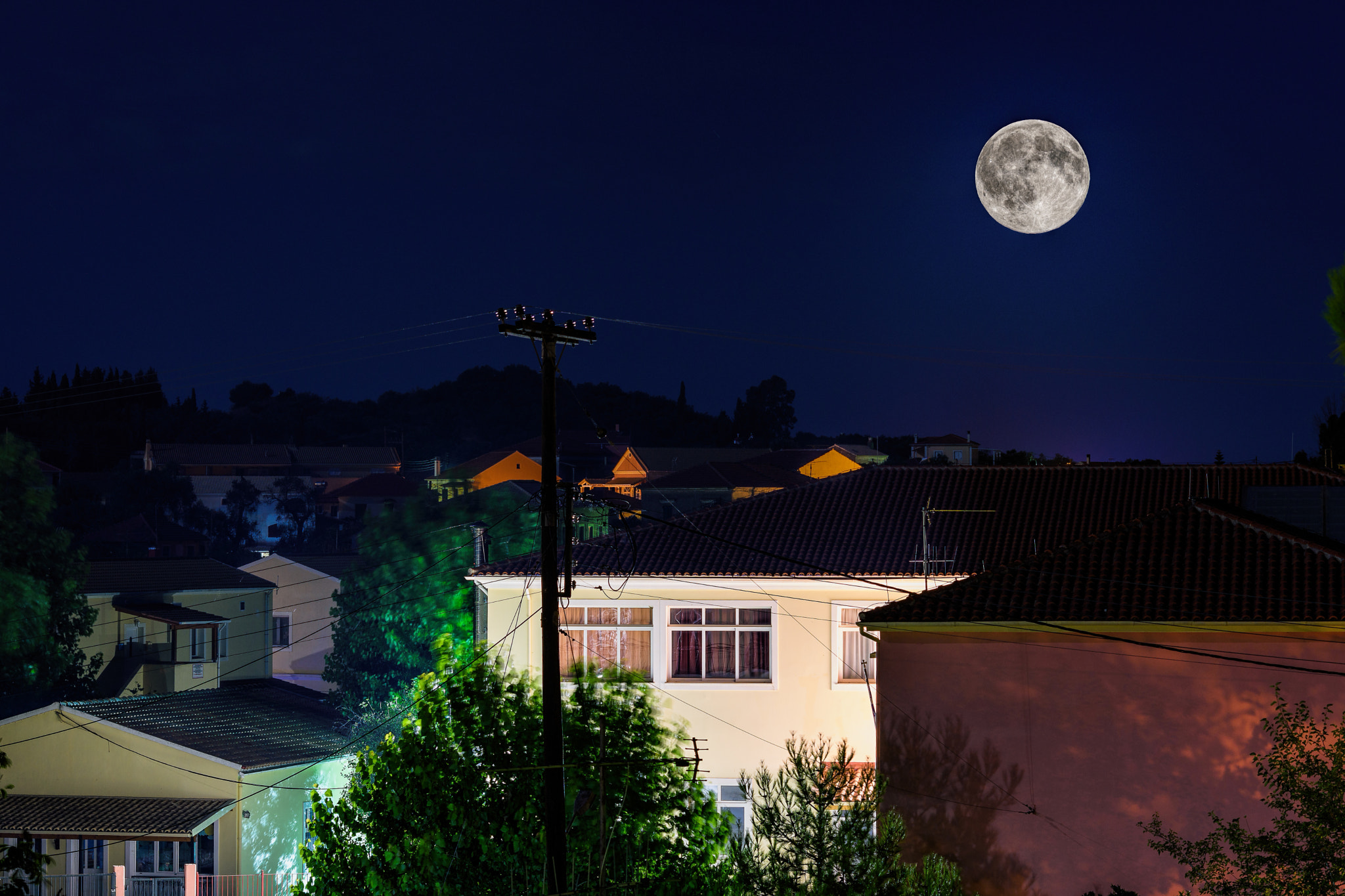 Nikon D7200 + Sigma 70-300mm F4-5.6 APO DG Macro sample photo. Μια νύχτα με φεγγάρι ! photography