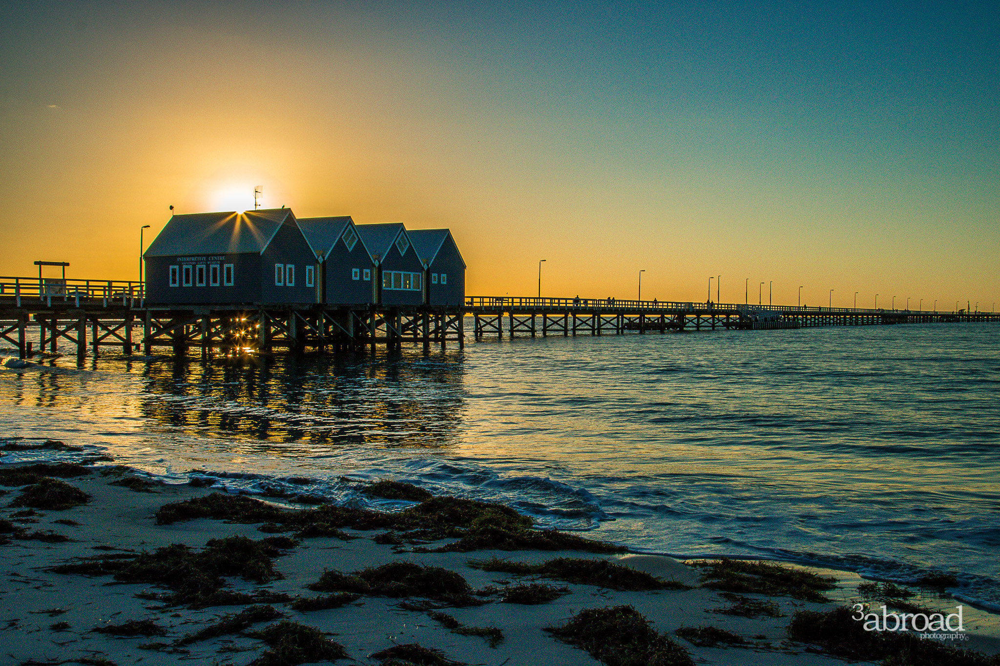 Canon EOS 760D (EOS Rebel T6s / EOS 8000D) + Canon EF 24-105mm F4L IS USM sample photo. Busselton jetty, busselton photography