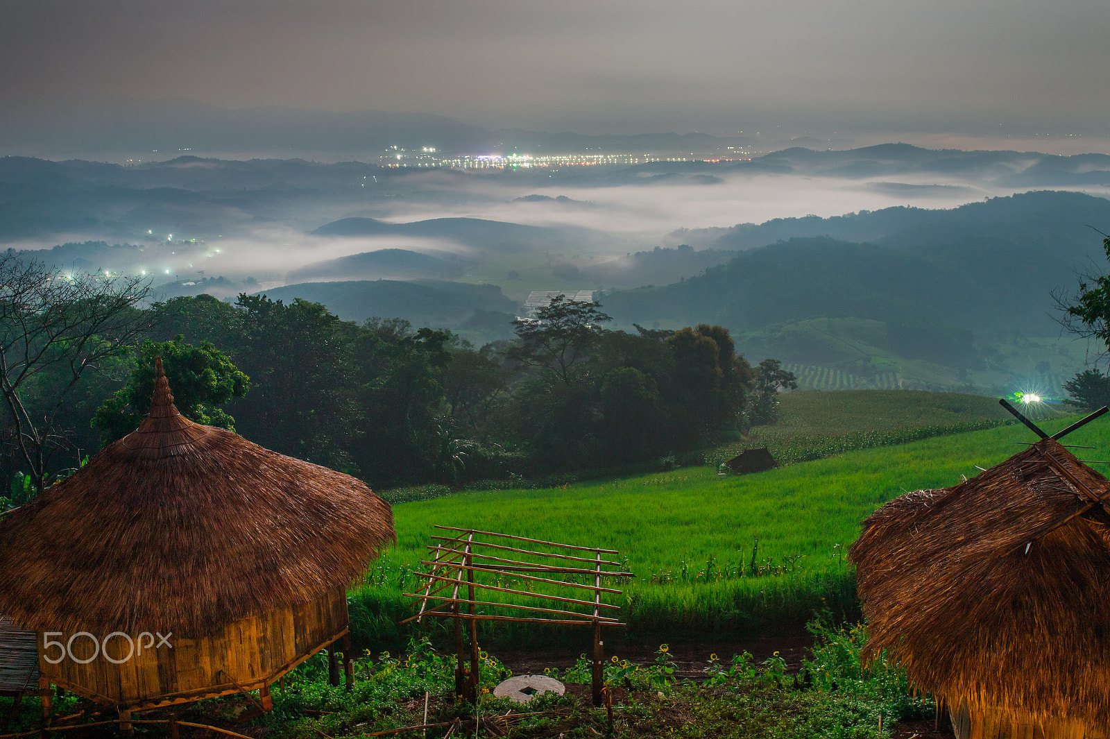 Nikon Df + Sigma 35mm F1.4 DG HSM Art sample photo. Hut at doi sango,north in chiangrai,thailand photography
