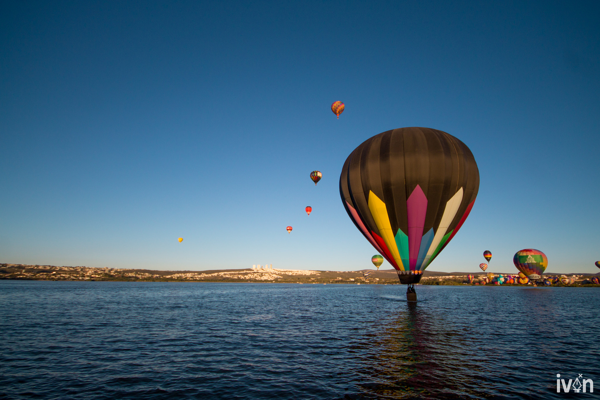 Sigma 10-20mm F4-5.6 EX DC HSM sample photo. Globo photography