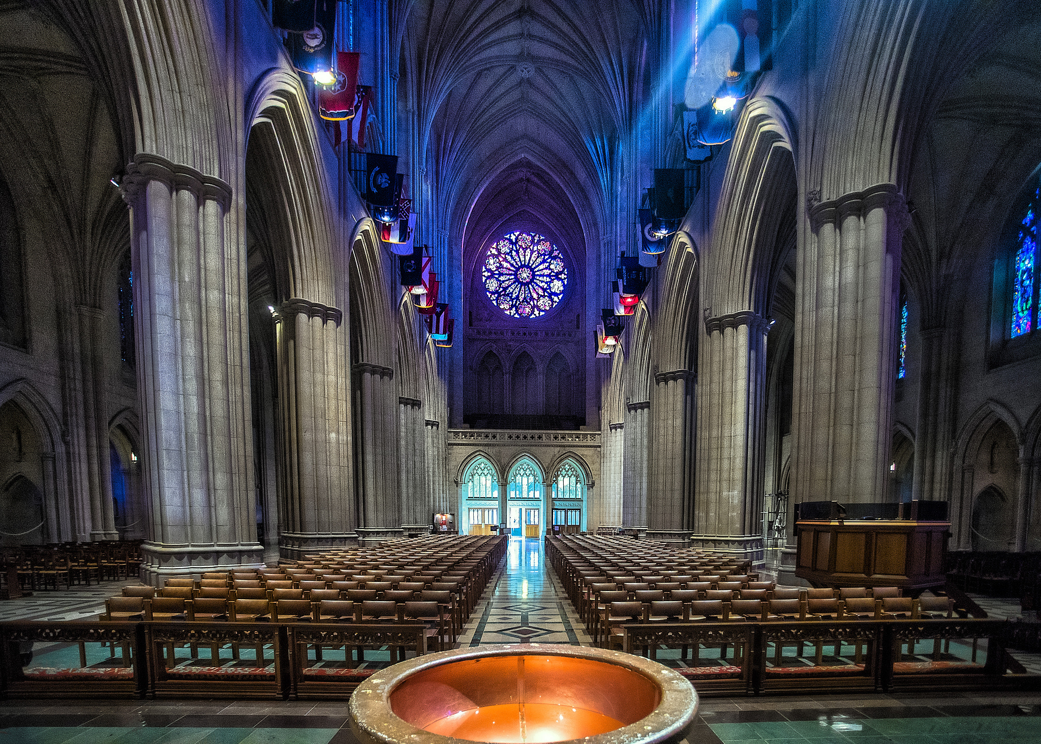 Canon EF 17-40mm F4L USM sample photo. Washington national cathedral photography