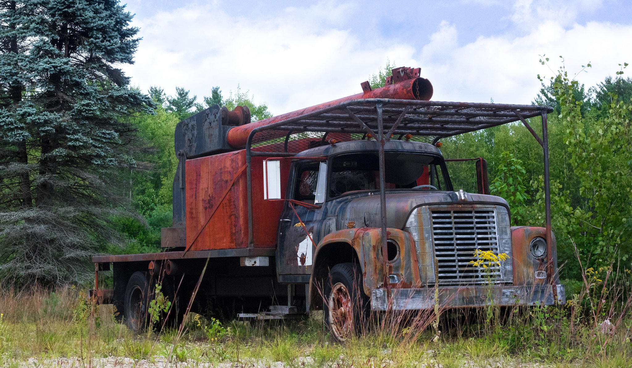 Pentax smc DA 40mm F2.8 Limited sample photo. Old truck photography