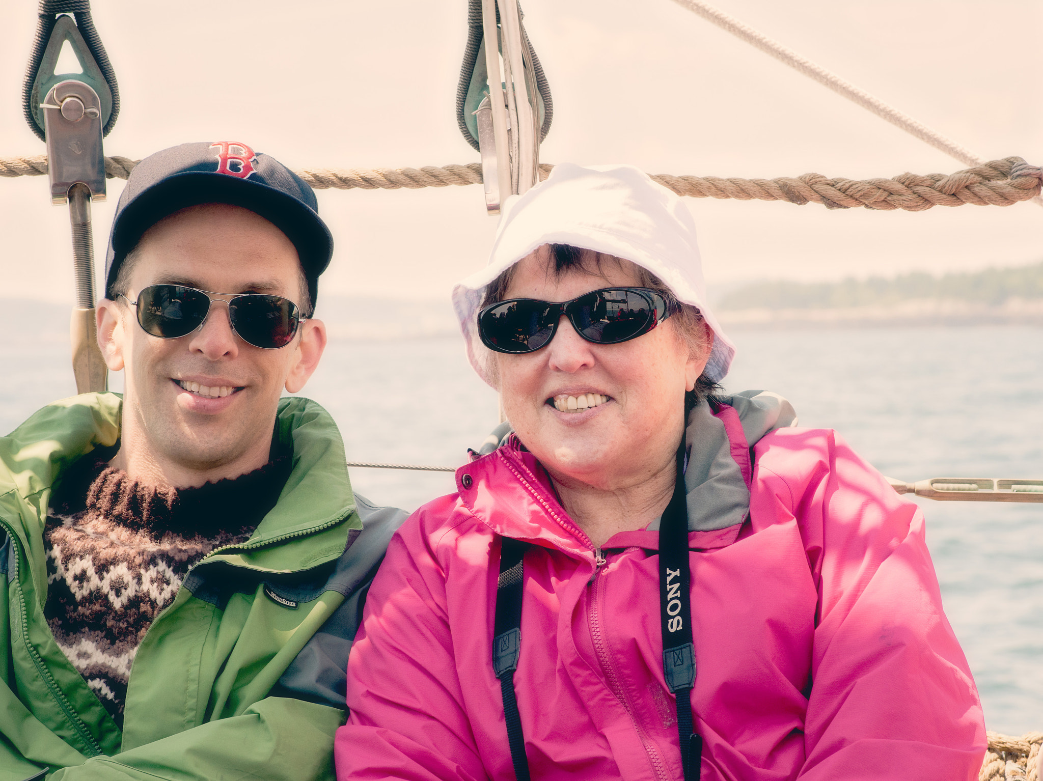 Nikon D300 + Nikon AF-S Nikkor 85mm F1.8G sample photo. Mom and m - new brunswick 2016 photography