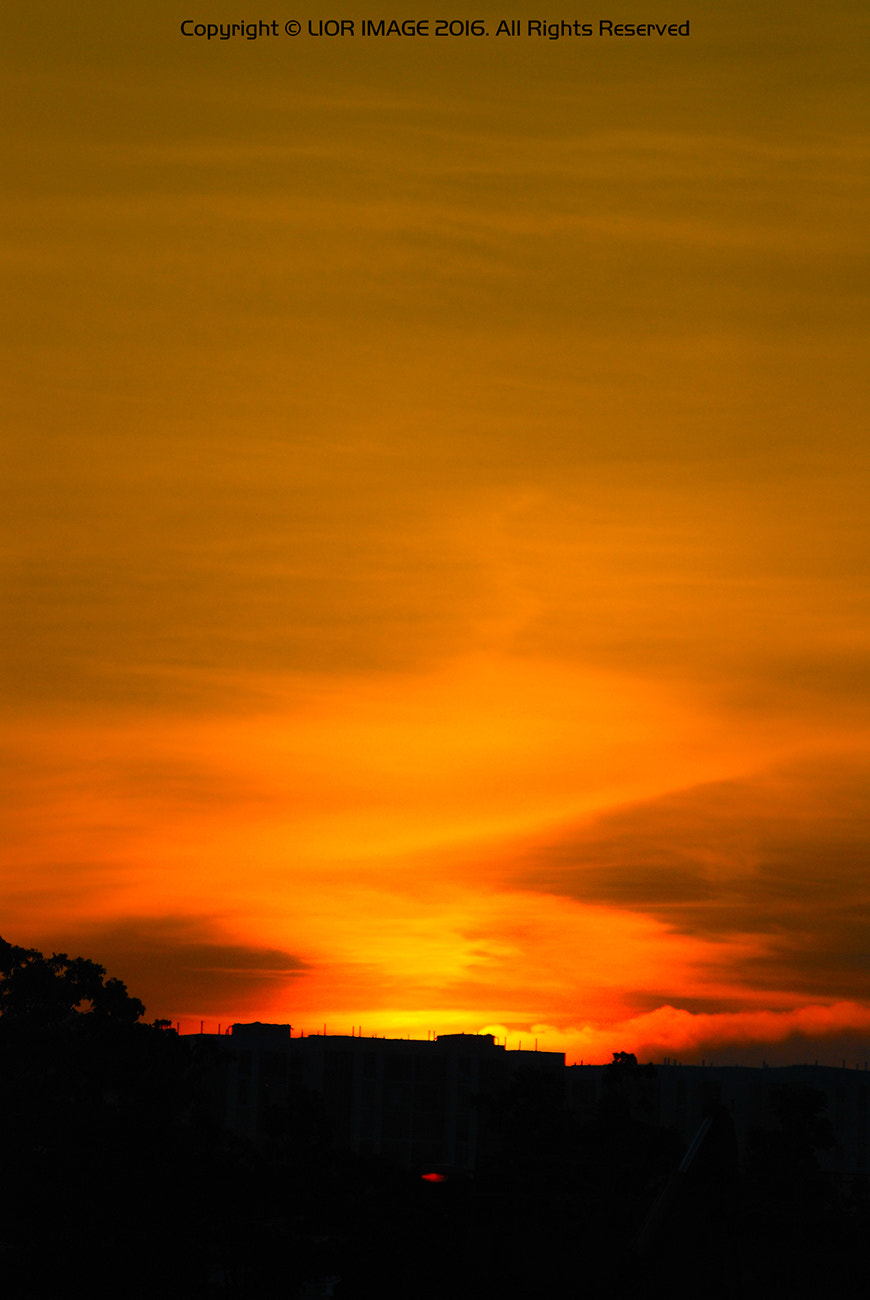 Nikon AF-Nikkor 80-200mm F2.8D ED sample photo. Sunset of singapore photography