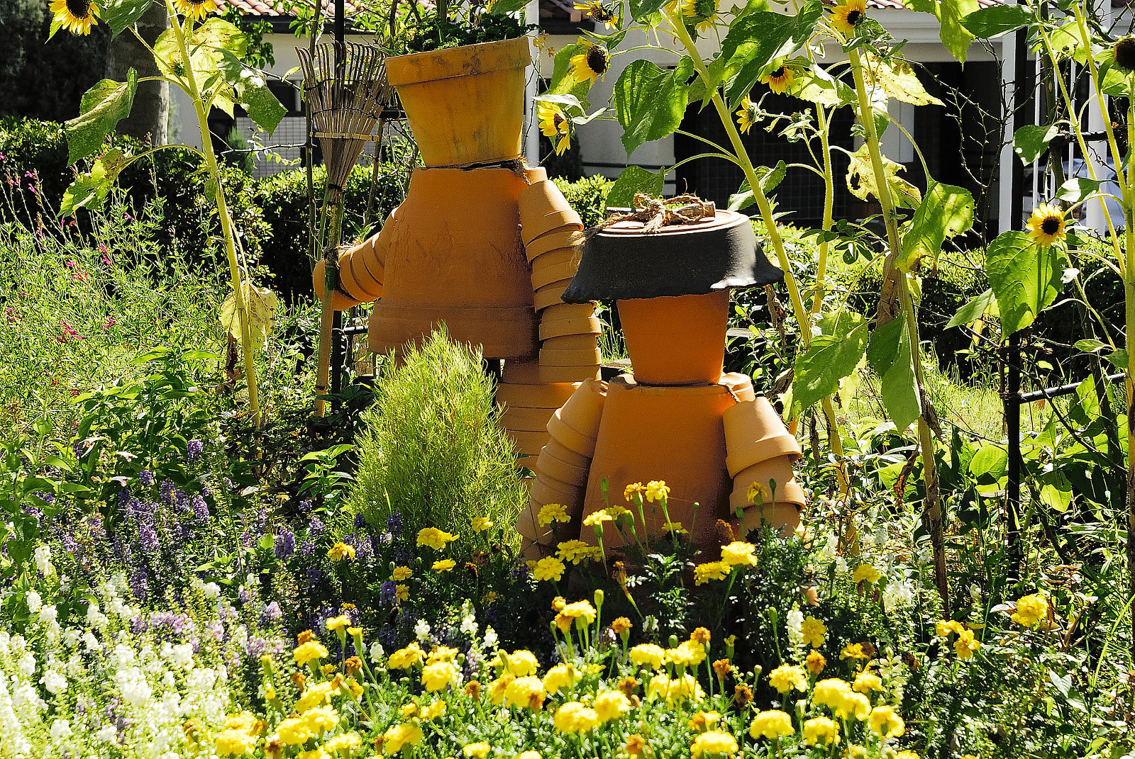 Nikon D200 sample photo. We gardener flowerpot photography
