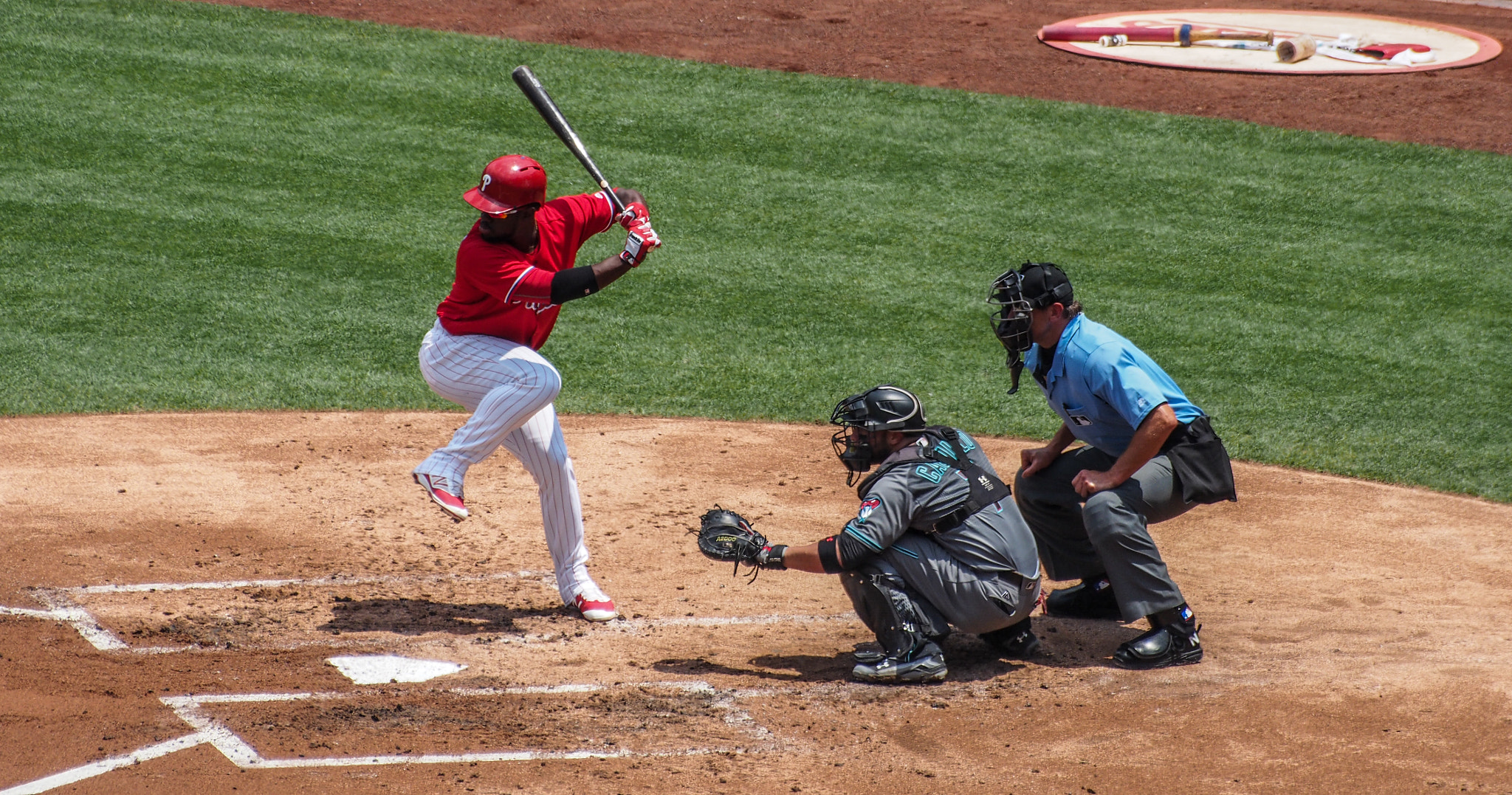 Olympus Zuiko Digital ED 70-300mm F4.0-5.6 sample photo. At bat photography