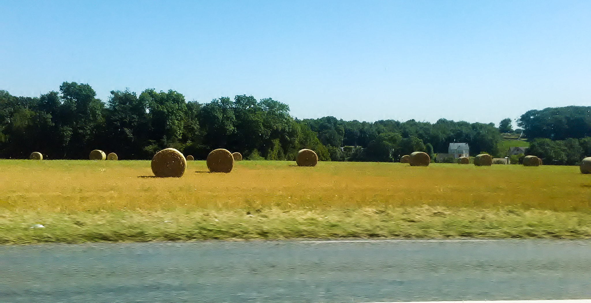 HUAWEI Y625-U51 sample photo. On the road.. quelque part en france... photography