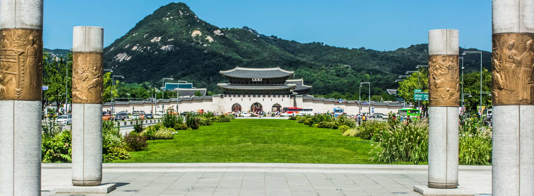 Nikon D7100 + AF Zoom-Nikkor 35-70mm f/2.8D sample photo. Gyeongbokgung palace photography