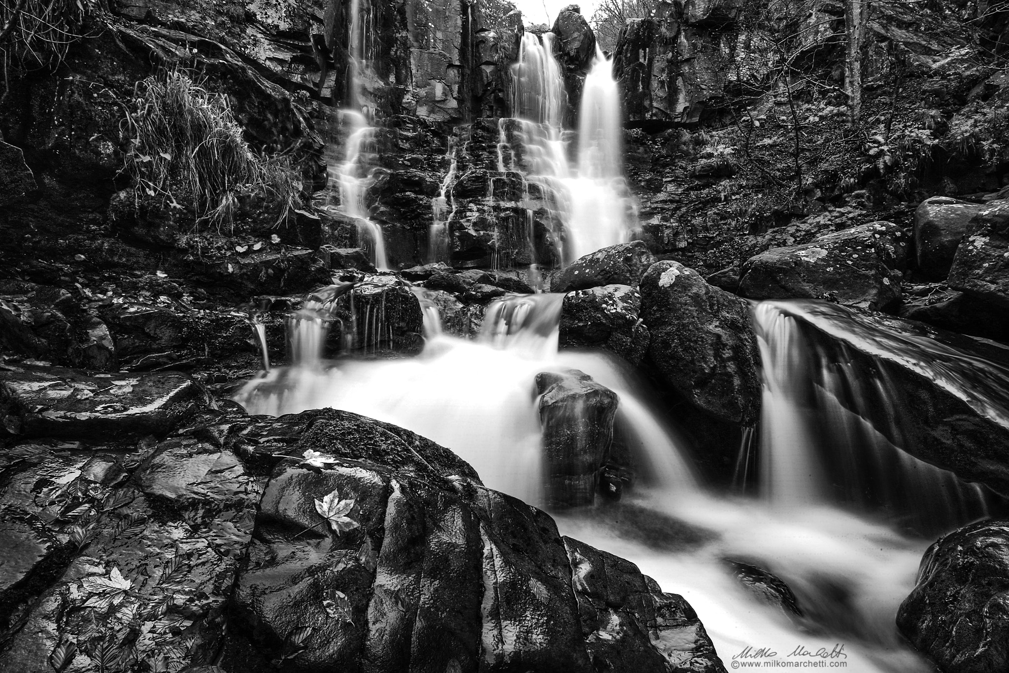 Canon EOS-1D X + Canon EF 16-35mm F4L IS USM sample photo. Cascate del dardagna photography