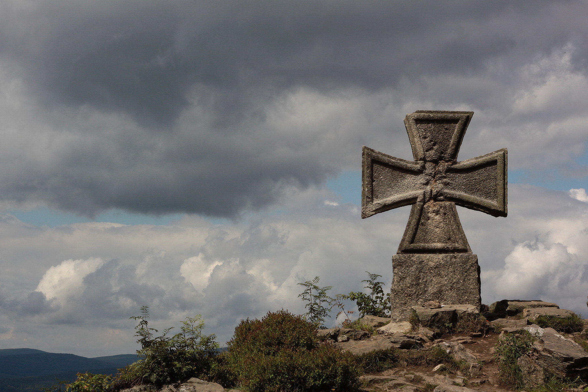 Canon EF 35-80mm f/4-5.6 sample photo. Large memorial to the german victims of ww2 photography