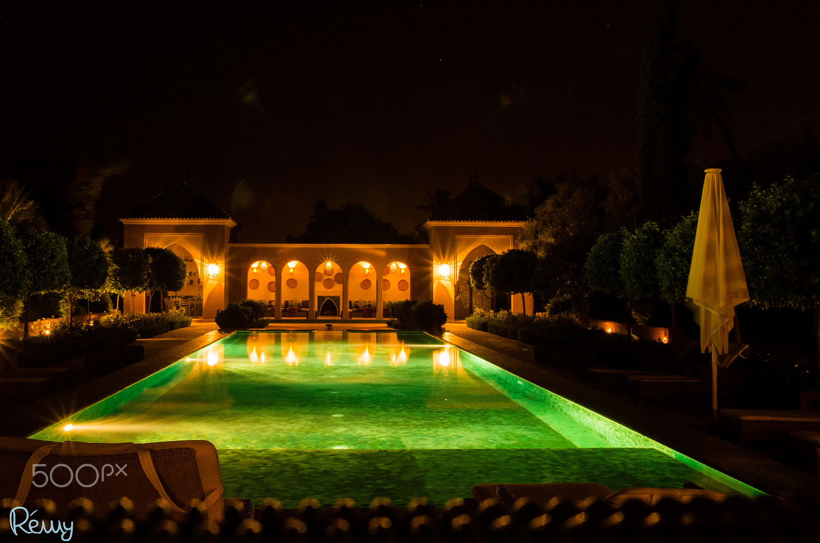 Pentax K-30 + Sigma sample photo. House night shot photography