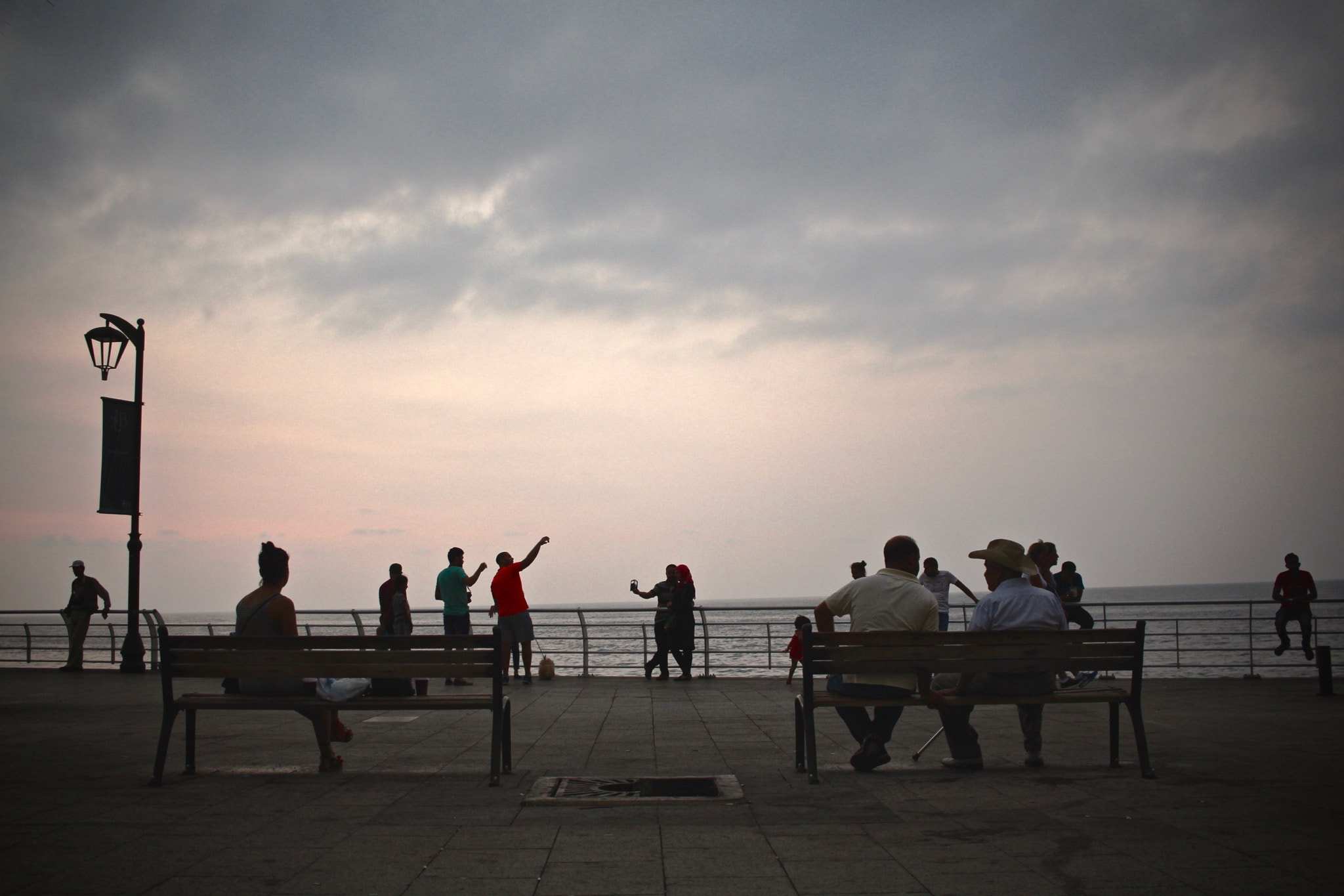 Canon EF-S 24mm F2.8 STM sample photo. Corniche life photography