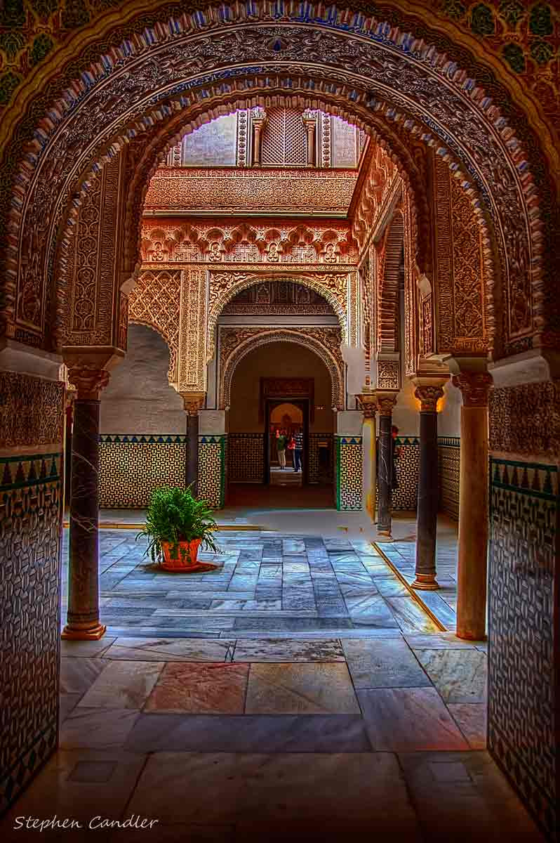 Canon EF-S 17-85mm F4-5.6 IS USM sample photo. Alcazar arches photography
