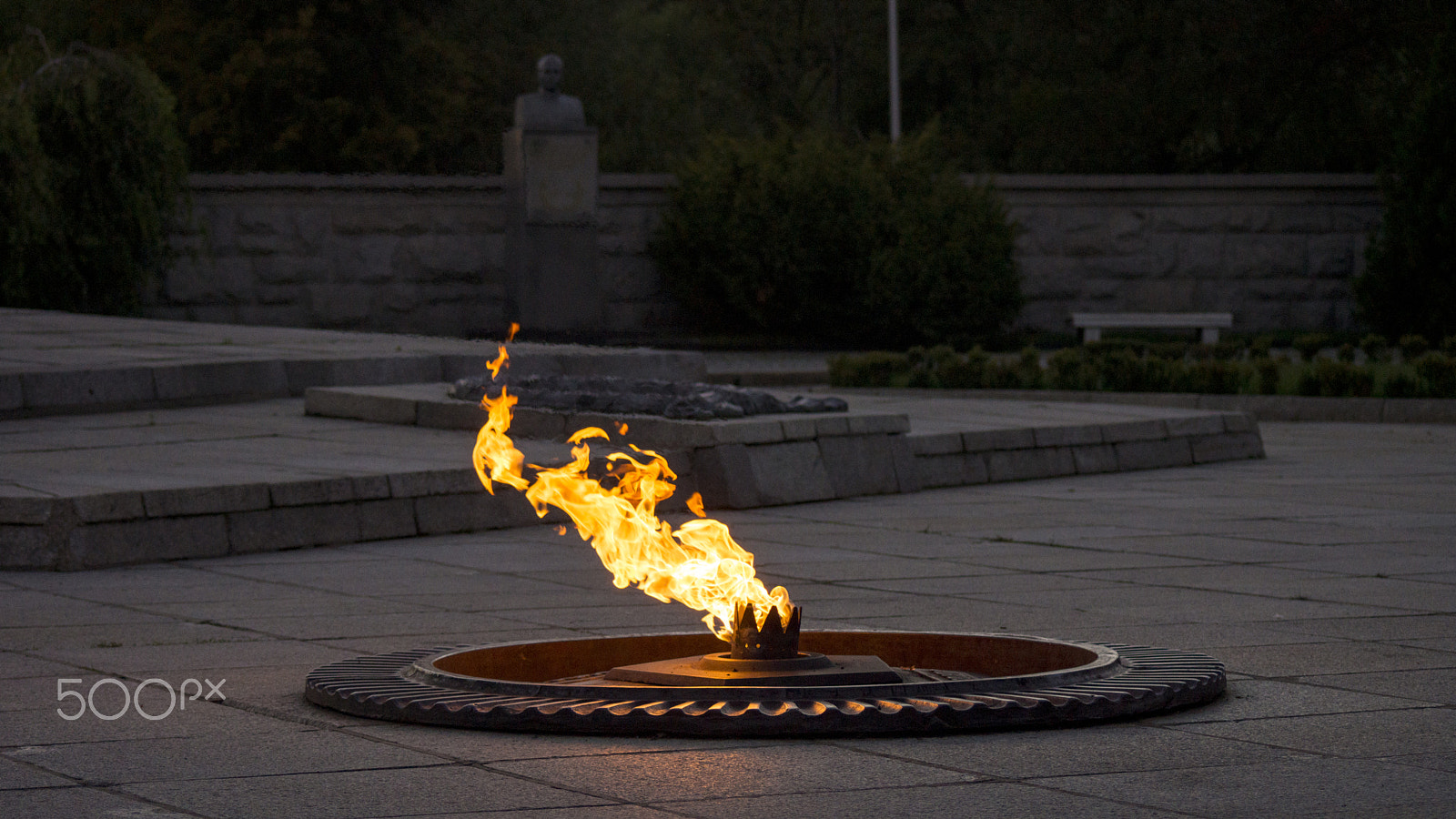 Sony SLT-A65 (SLT-A65V) sample photo. Eternal flame,the memorial to 1200 guardsmen photography