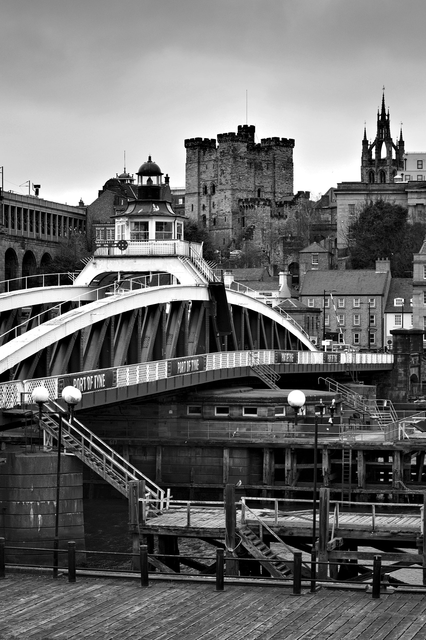 Sony SLT-A37 + Sony DT 50mm F1.8 SAM sample photo. Newcastle skyline photography