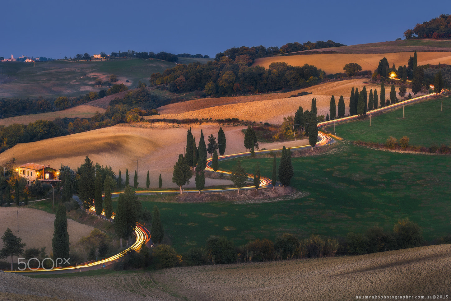 Tamron 18-270mm F3.5-6.3 Di II PZD sample photo. Italy. tuscany. the evening near the village of monticchiello photography