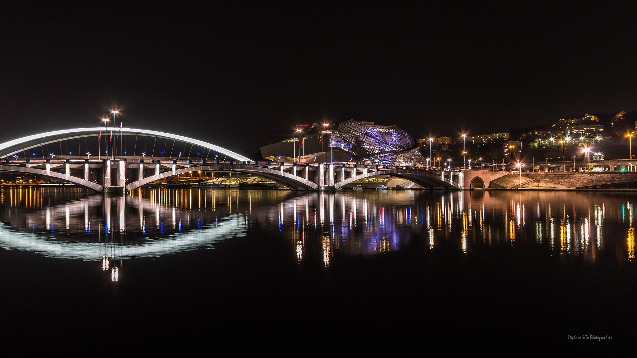 Sigma AF 10-20mm F4-5.6 EX DC sample photo. Confluence photography