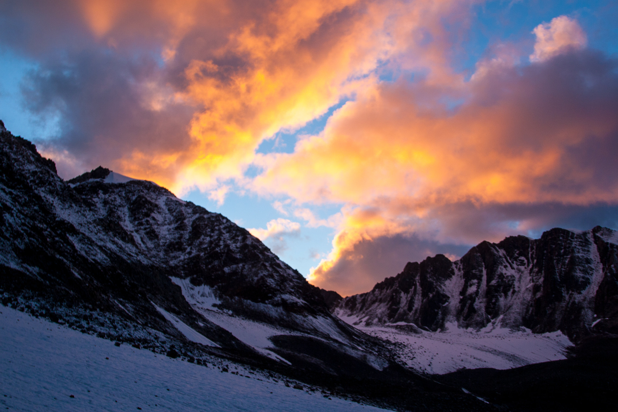 Canon EOS 30D + Canon EF 24-105mm F4L IS USM sample photo. Alpine sunset photography