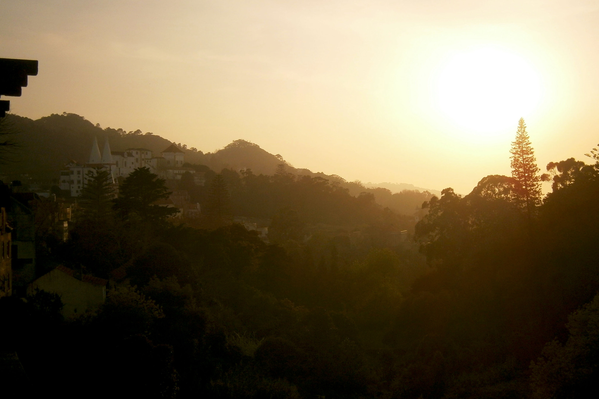 Olympus VG160,X990,D745 sample photo. Sintra. photography