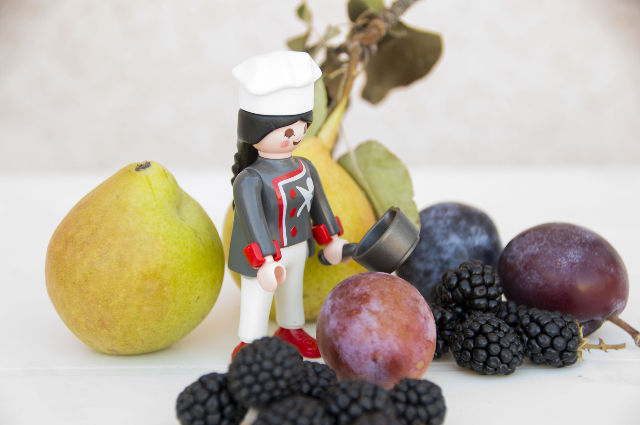 Nikon D3200 + Nikon PC-E Nikkor 24mm F3.5D ED Tilt-Shift sample photo. Playmobil patissière photography