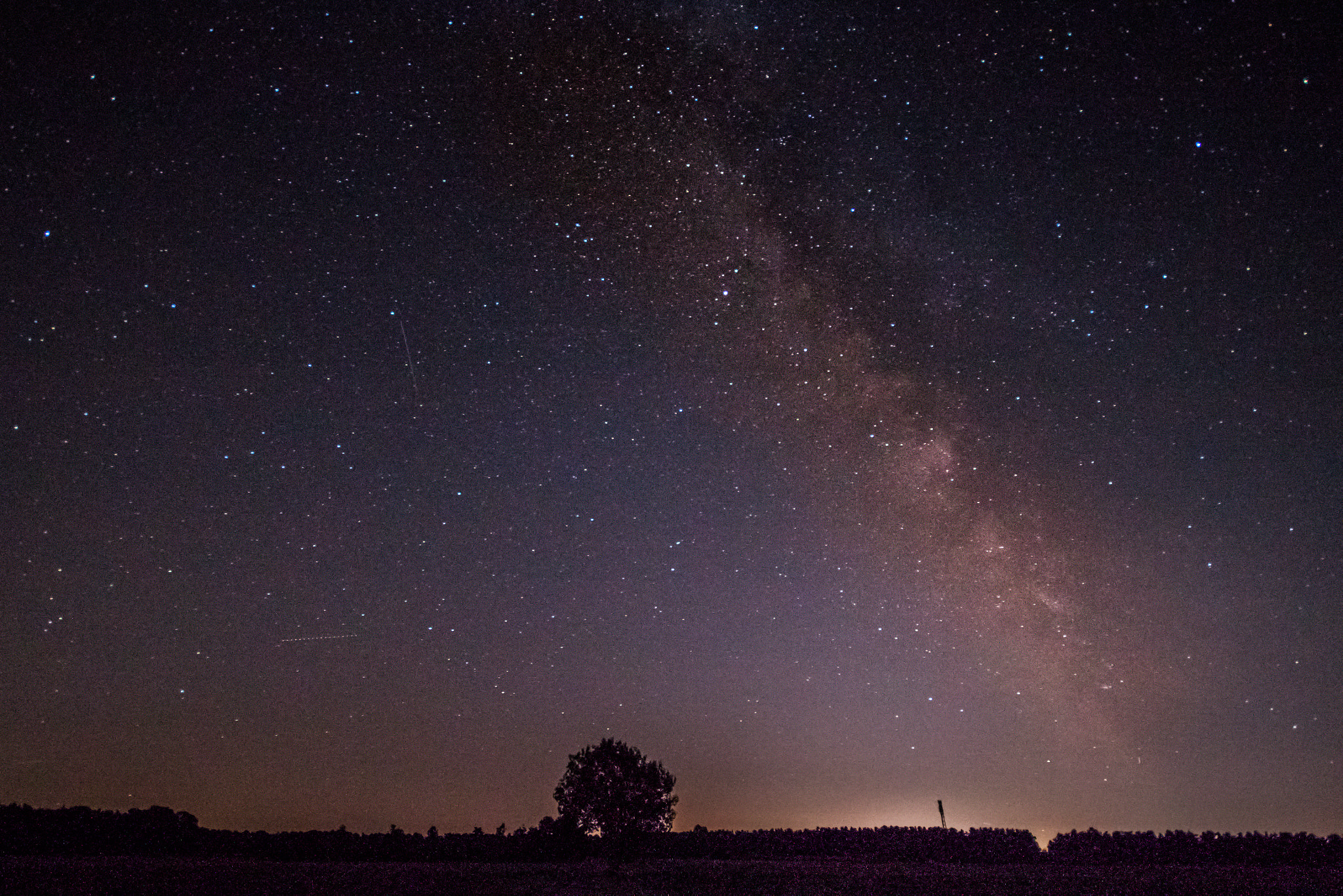 Canon EOS 500D (EOS Rebel T1i / EOS Kiss X3) + Sigma 10-20mm F4-5.6 EX DC HSM sample photo. Fabulous milkyway photography