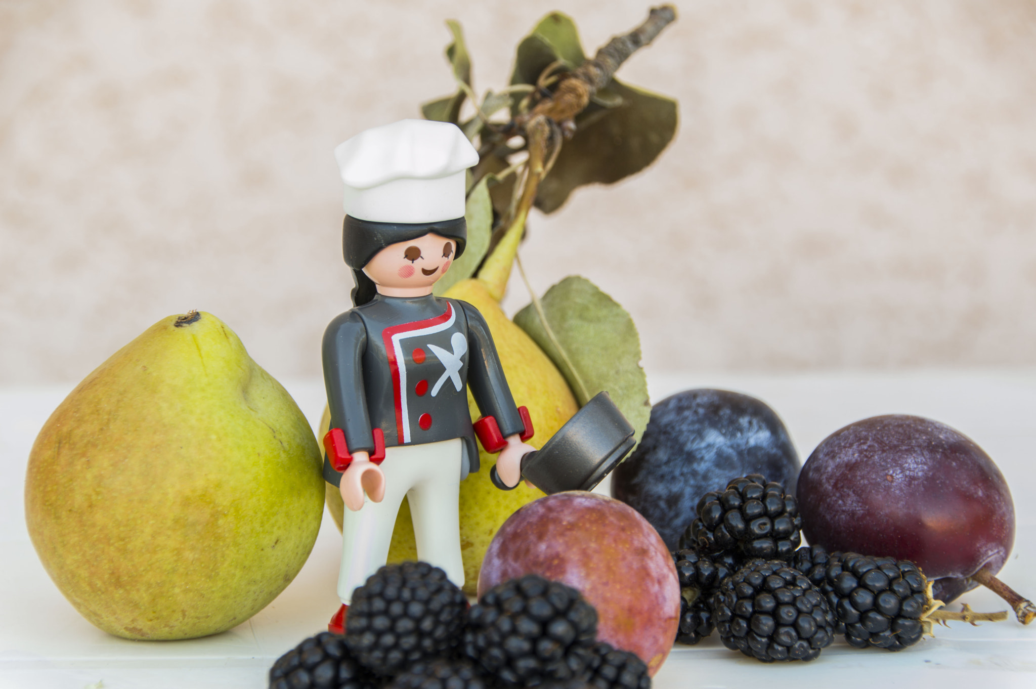 Nikon D3200 + Nikon PC-E Nikkor 24mm F3.5D ED Tilt-Shift sample photo. Playmobil patissière photography