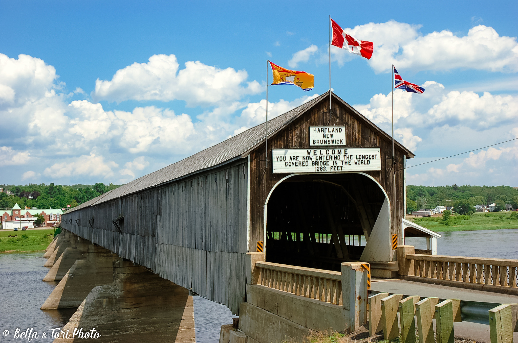 Nikon D50 sample photo. Longest covered bridge photography