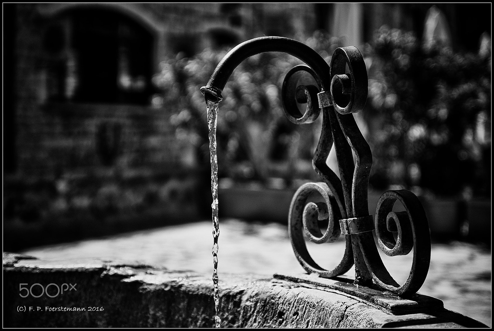 Sony a99 II + Sony DT 16-50mm F2.8 SSM sample photo. Little old fountain photography