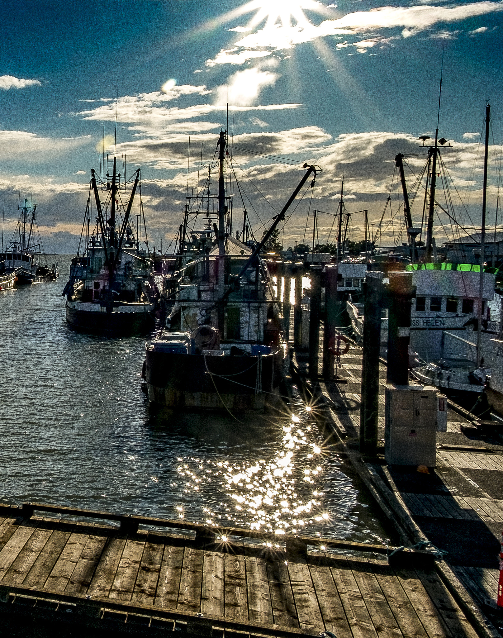 Fujifilm XC 16-50mm F3.5-5.6 OIS sample photo. Fishing village photography