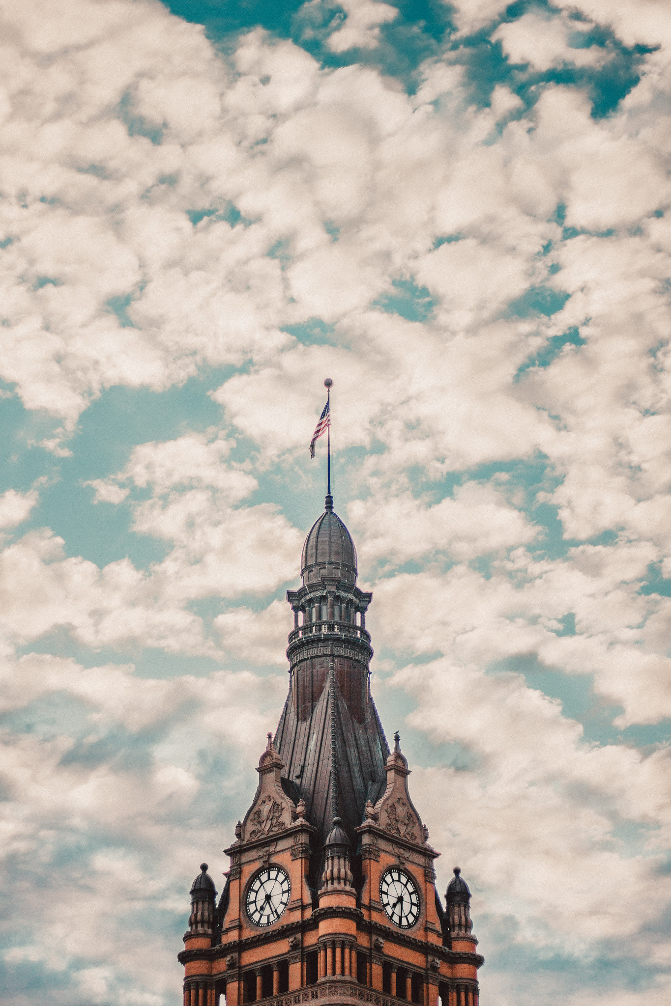 Canon EOS 550D (EOS Rebel T2i / EOS Kiss X4) sample photo. City hall clouds symmetry portrait photography