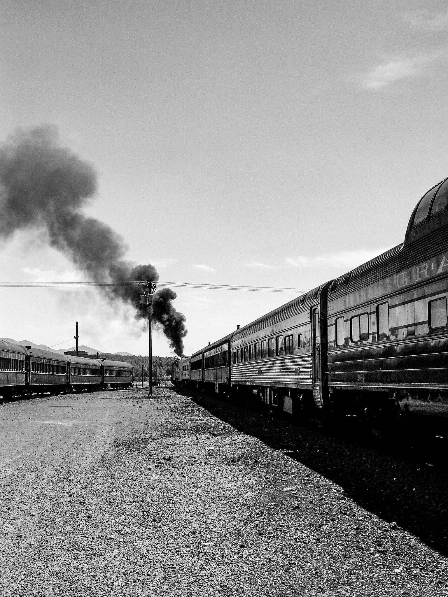 Olympus C5050Z sample photo. Rail road photography