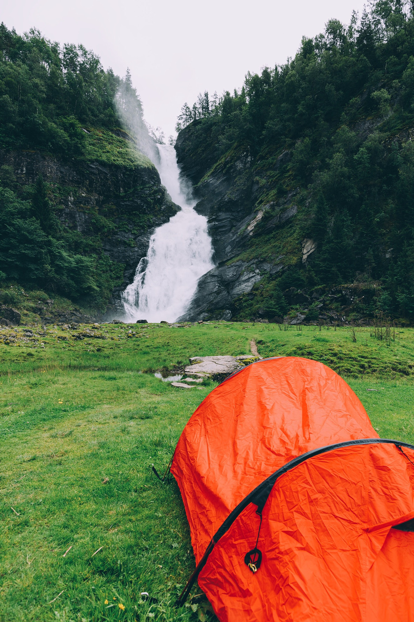 Canon EF 24mm F1.4L II USM sample photo. Camp site at the huldefoss waterfall photography