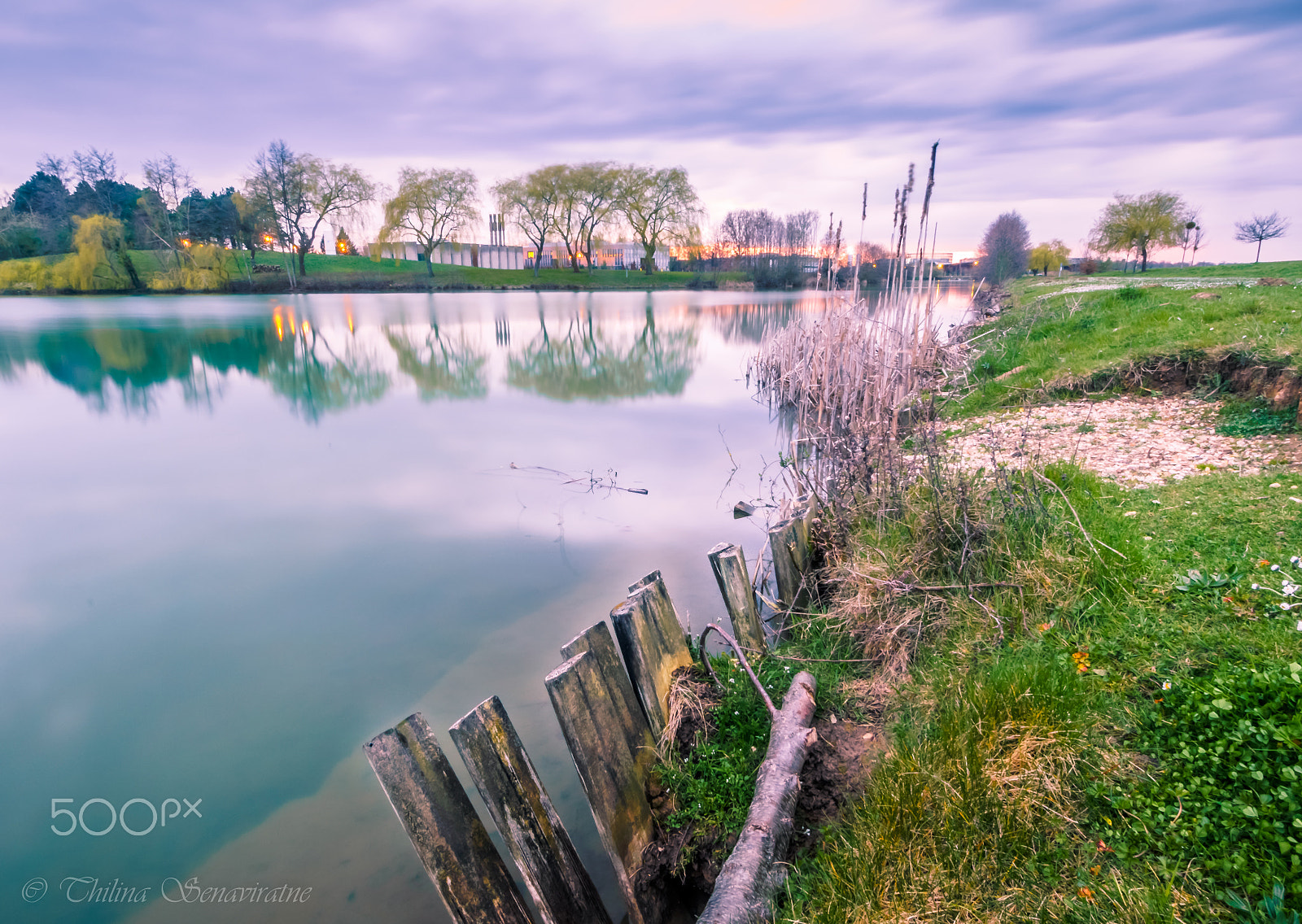 Olympus OM-D E-M1 + OLYMPUS M.9-18mm F4.0-5.6 sample photo. Moment during the twilight photography