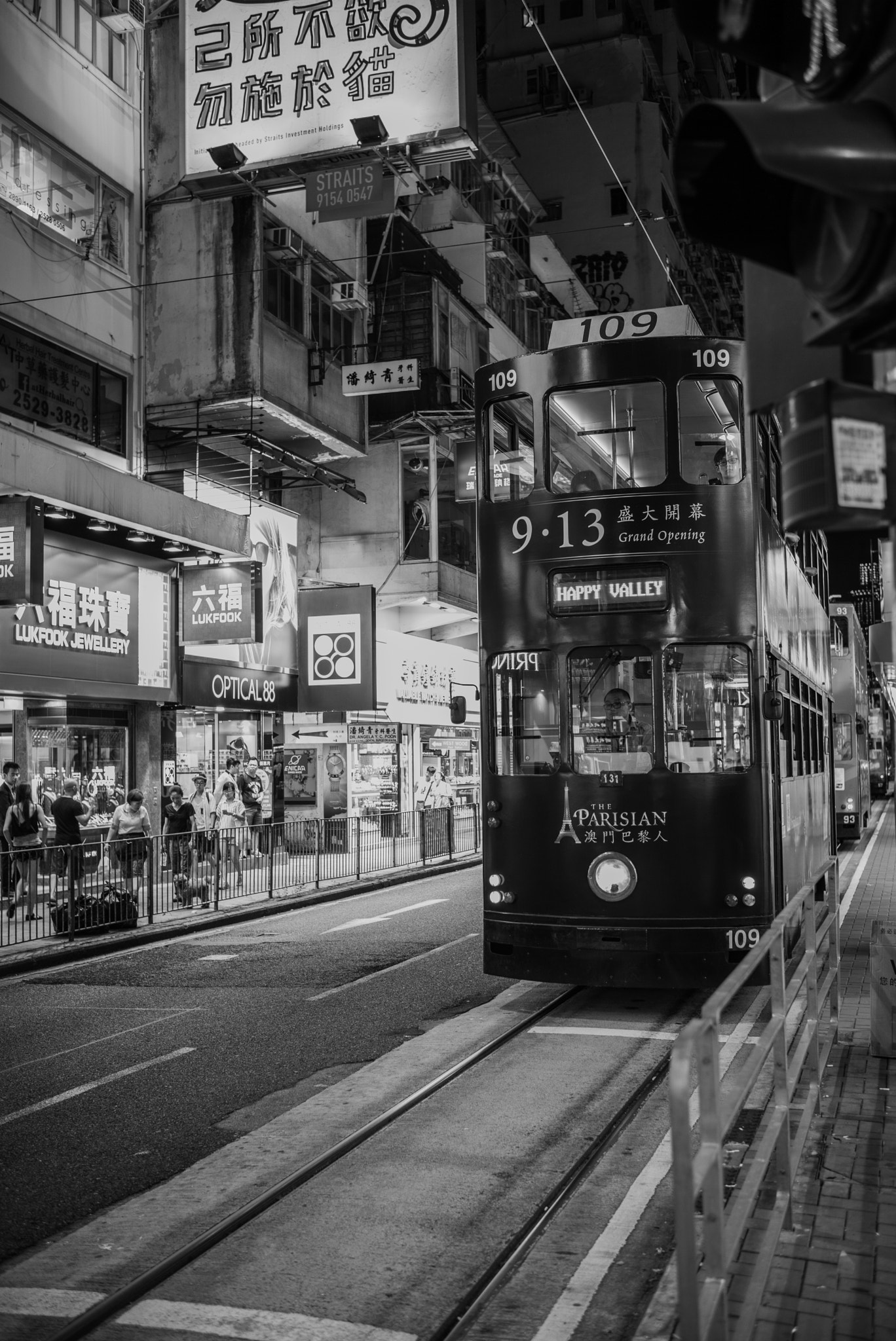 Leica Summilux-M 35mm F1.4 ASPH sample photo. Hk street photography