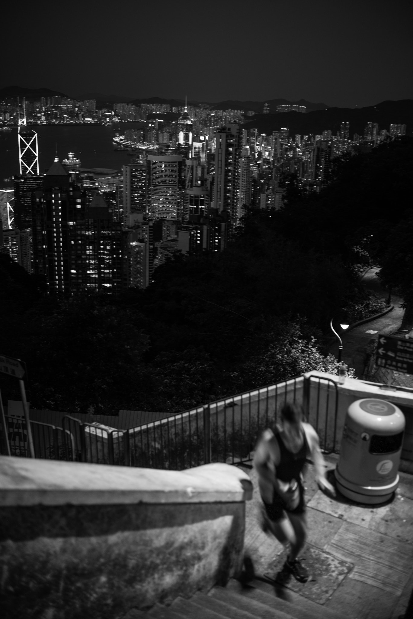 Leica Summilux-M 35mm F1.4 ASPH sample photo. Hk peak photography