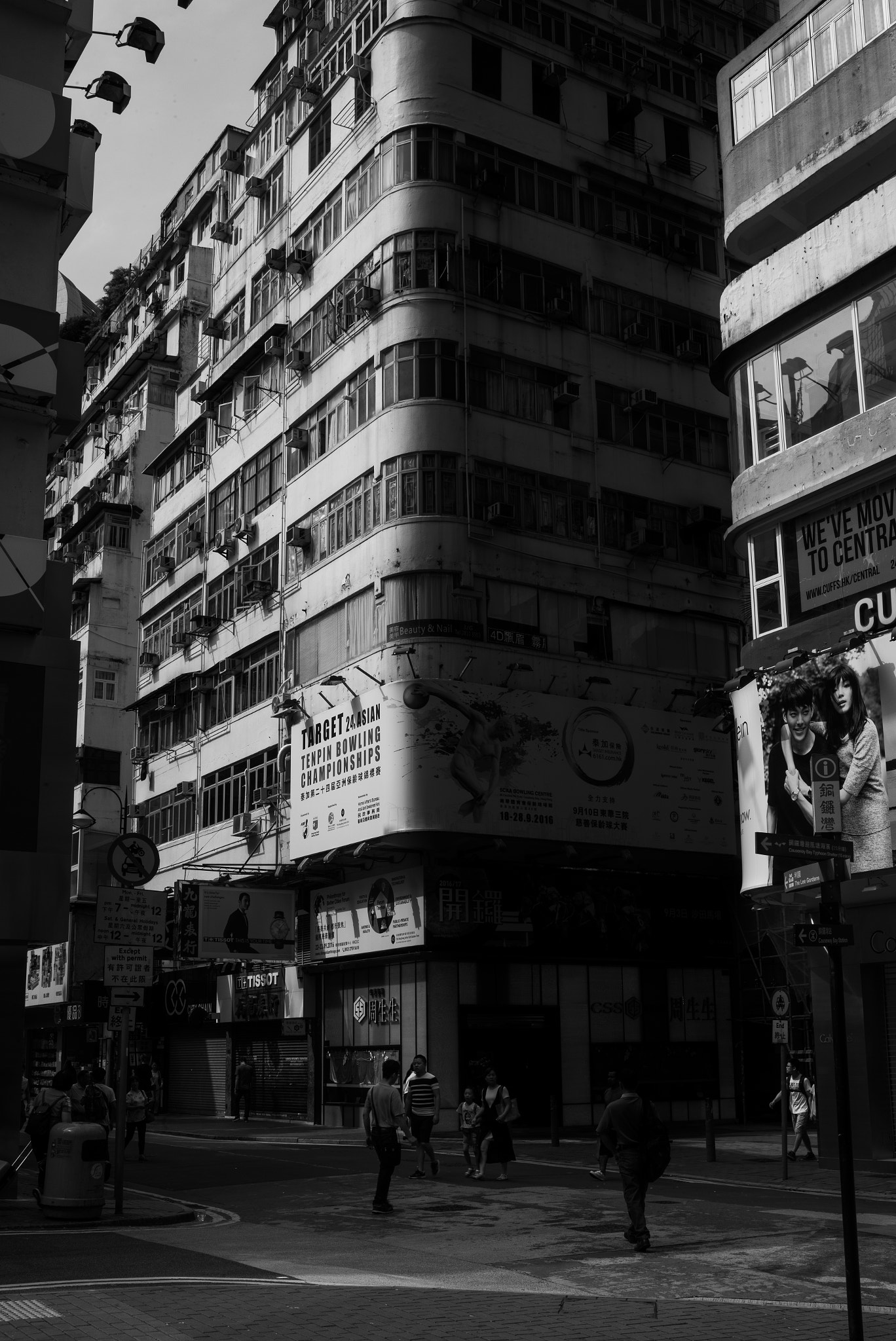 Leica Summilux-M 35mm F1.4 ASPH sample photo. Hk street photography