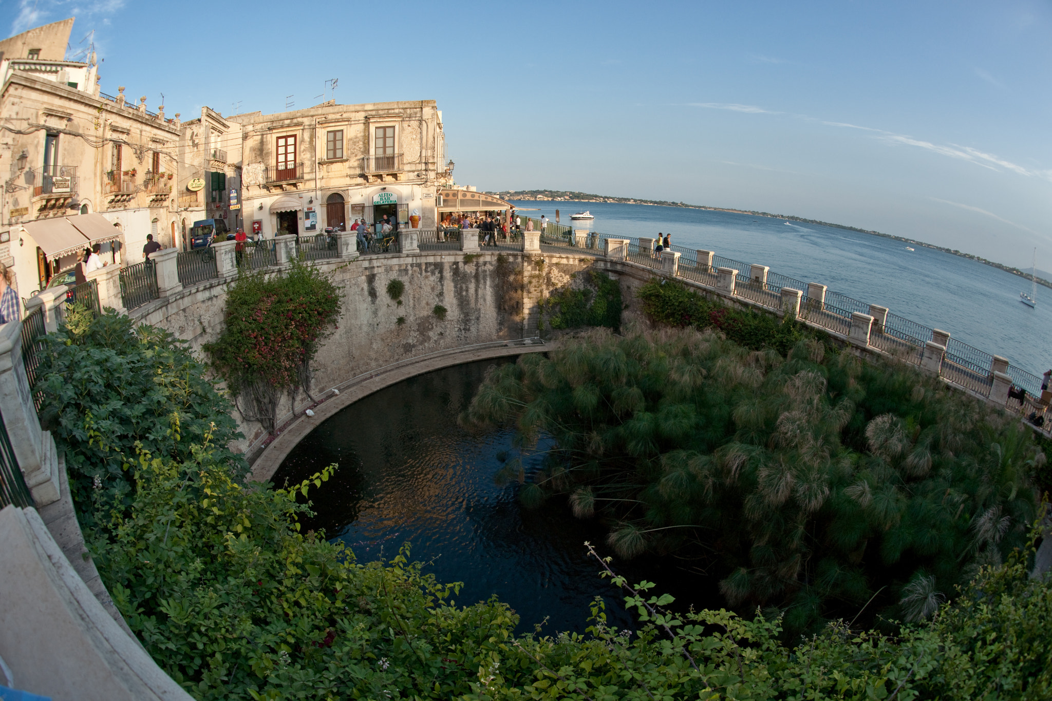 Sony Alpha DSLR-A900 + Sony 16mm F2.8 Fisheye sample photo. Siracusa, italy photography