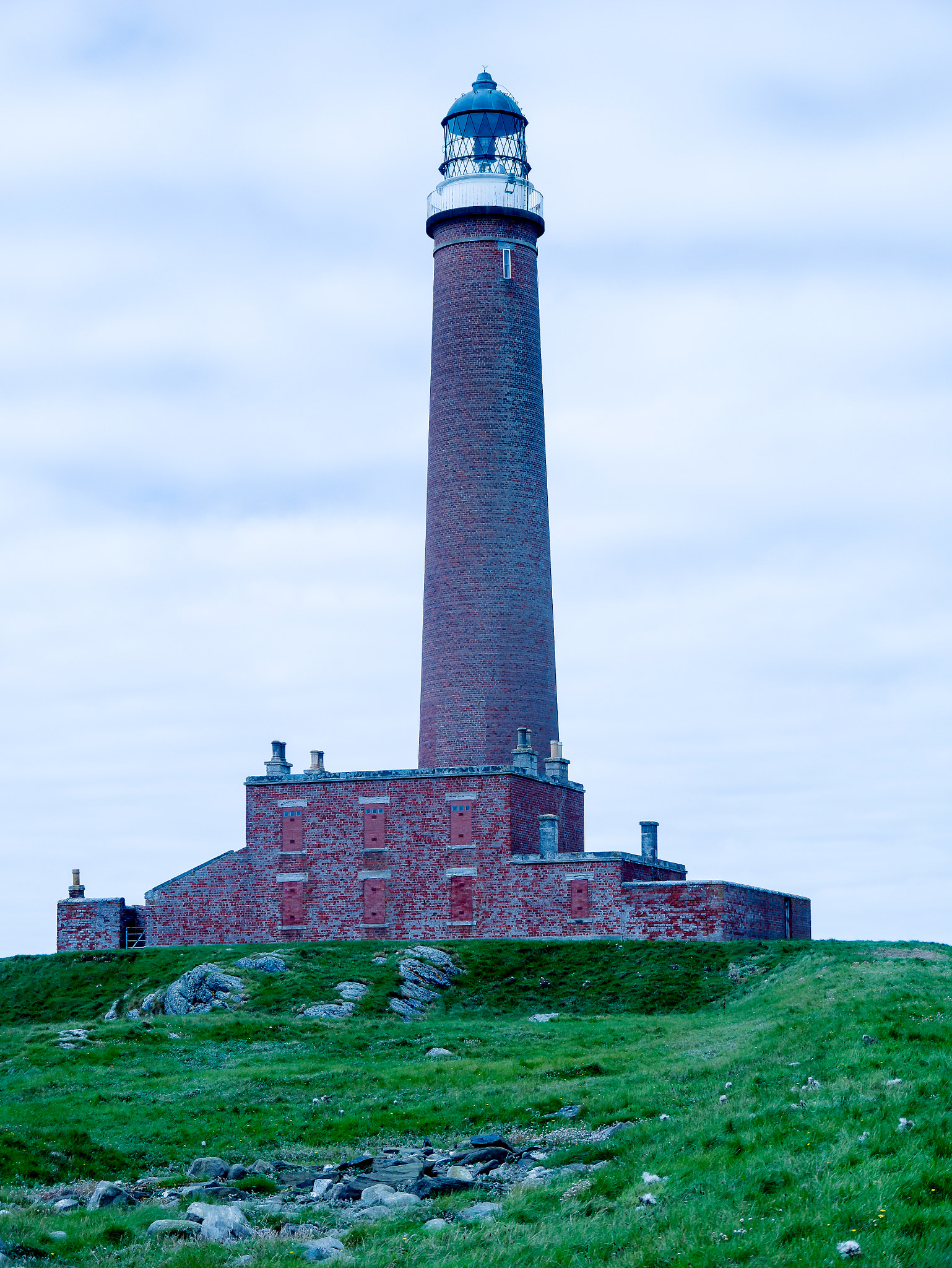 Panasonic Lumix DMC-G7 sample photo. Lighthouse on siolaigh photography