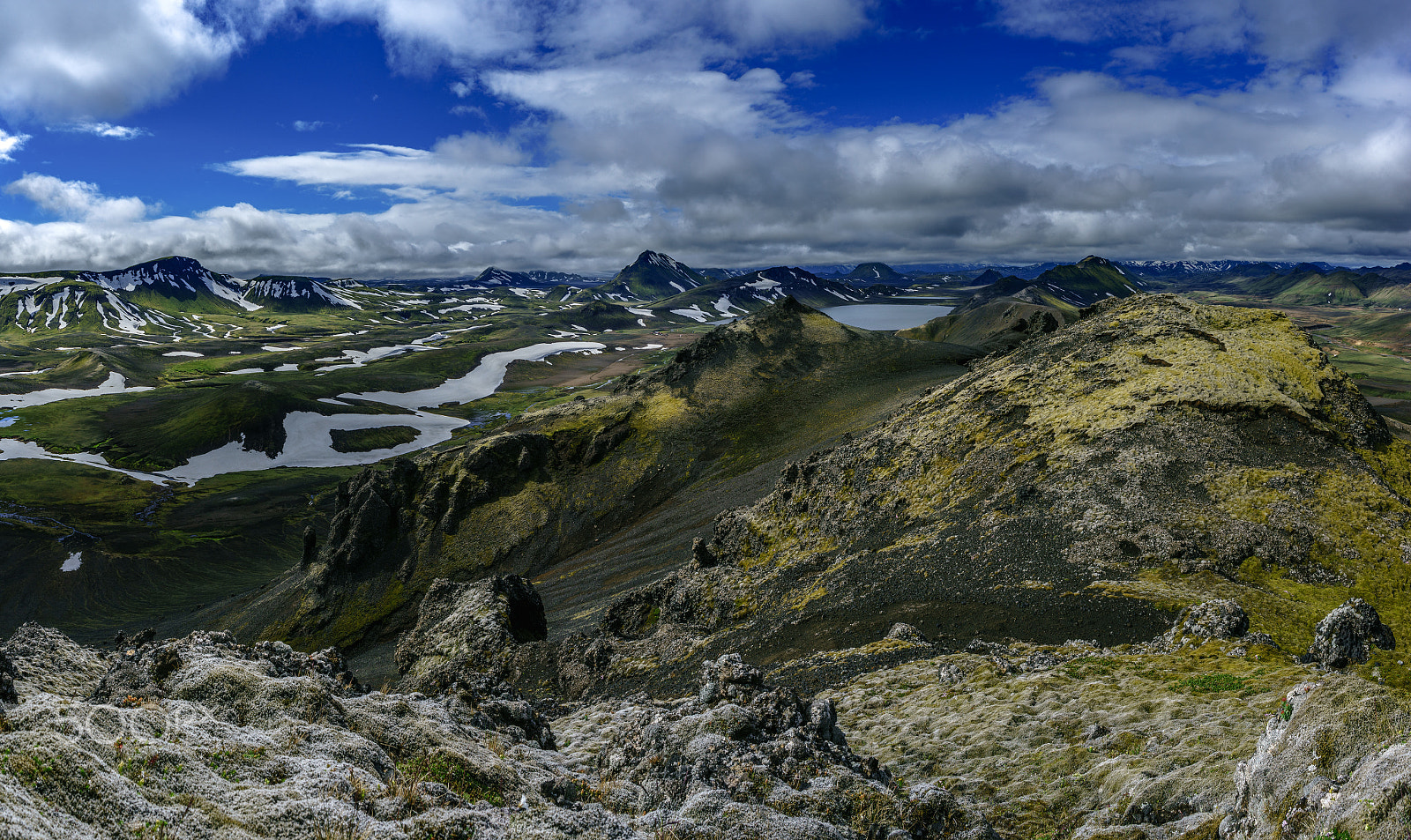 Sony a7R + ZEISS Batis 25mm F2 sample photo. Alftavatn photography