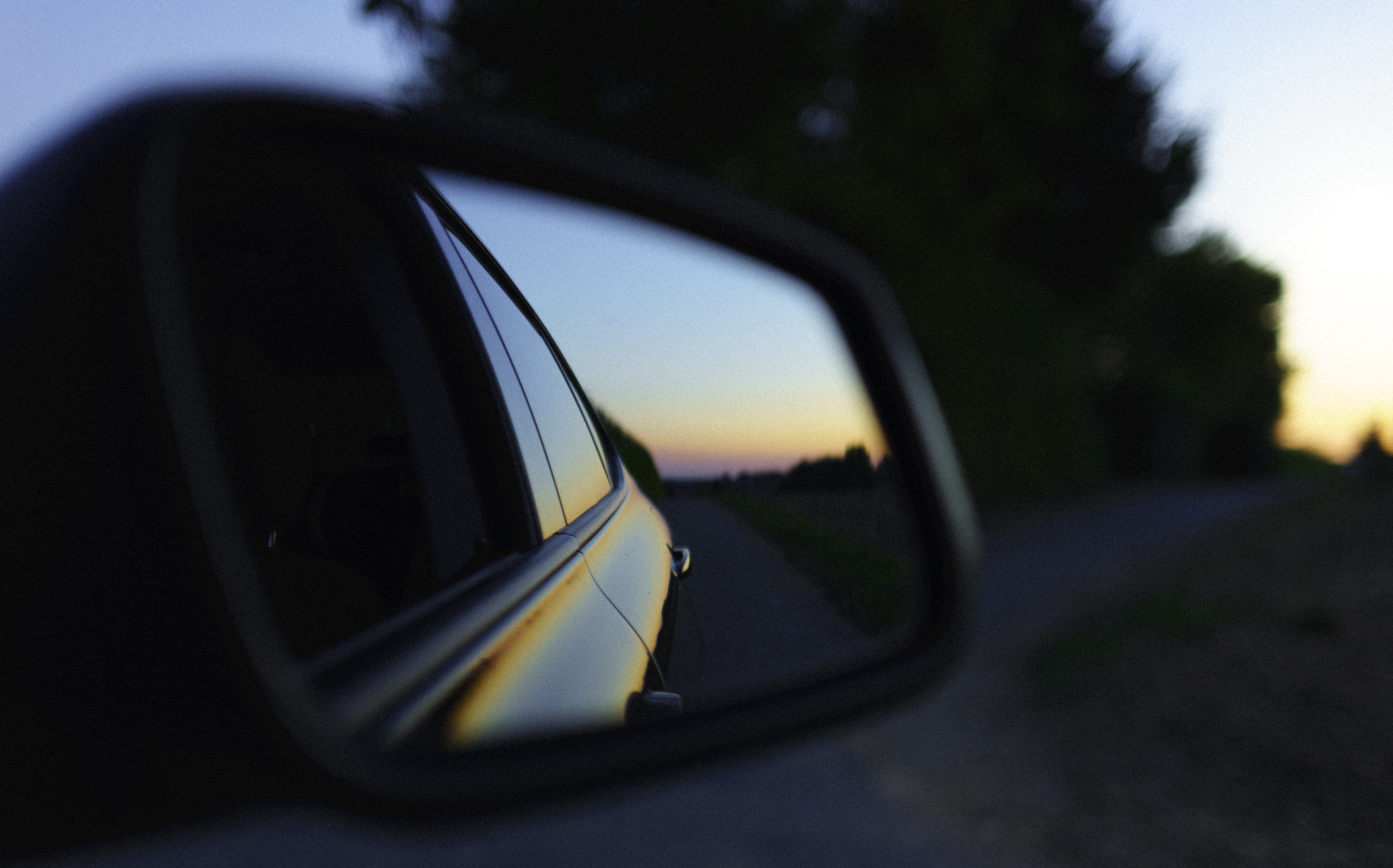 E 35mm F2 sample photo. Chasing the sky 1/3: sunsets photography