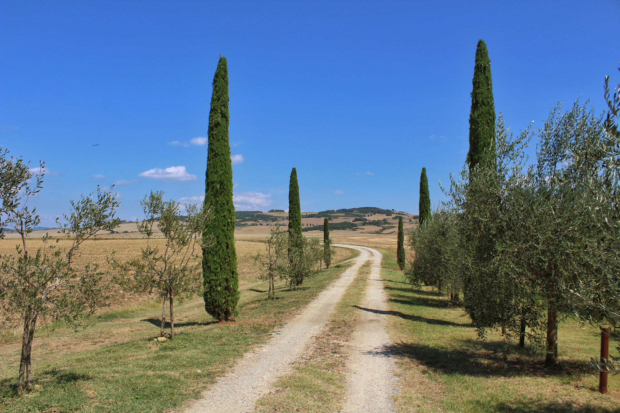 Canon EF-S 18-55mm F3.5-5.6 III sample photo. Val d'orcia photography