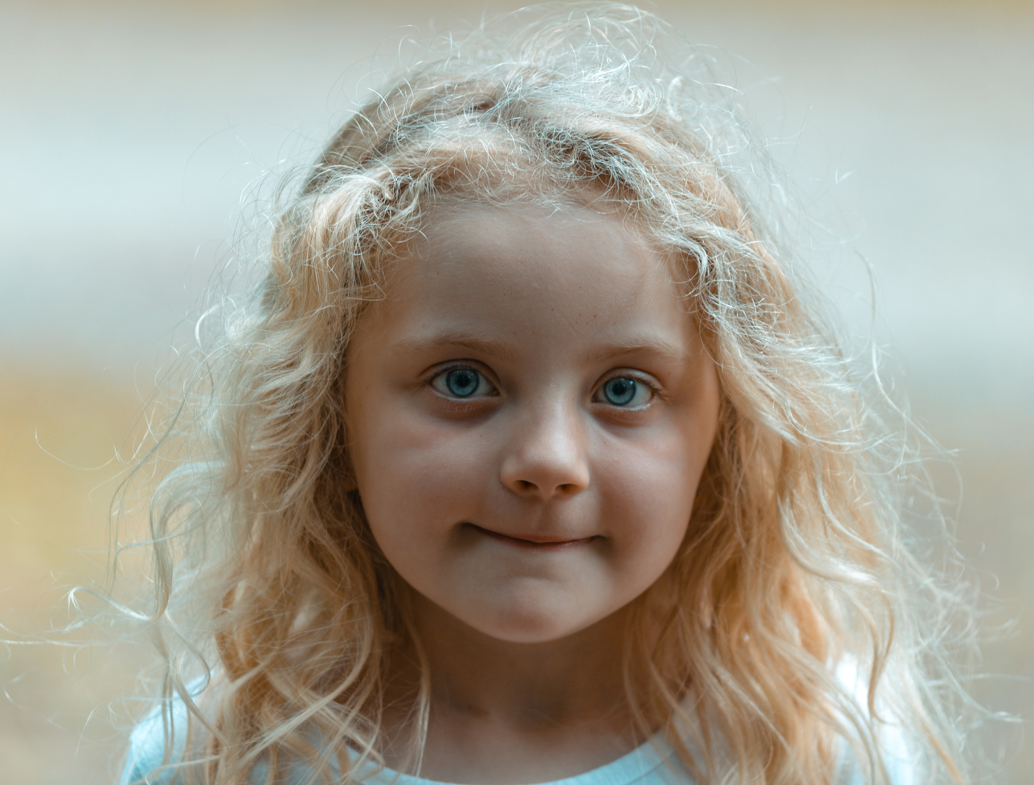 Sigma APO Macro 150mm f/2.8 EX DG HSM sample photo. Girl photography