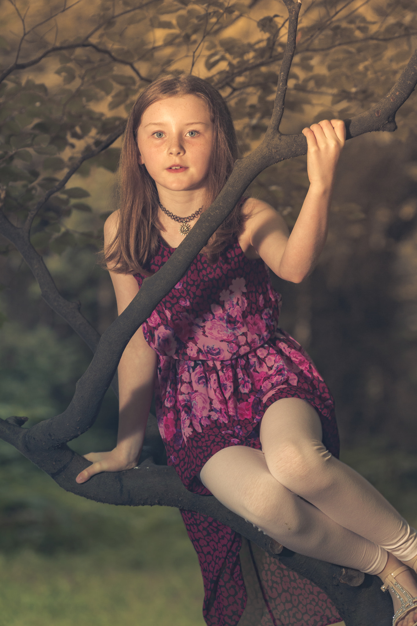 Sigma APO Macro 150mm f/2.8 EX DG HSM sample photo. Girl photography