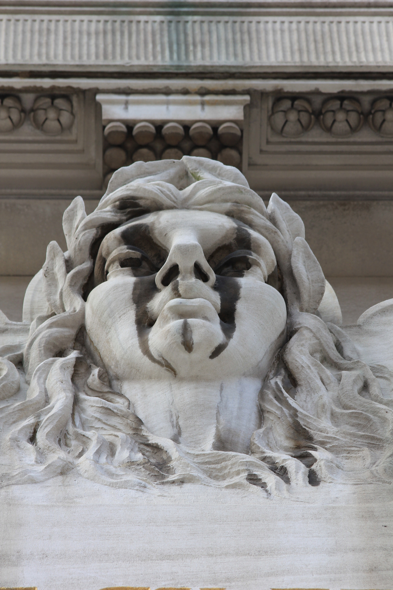 Canon EF 70-300mm F4-5.6 IS USM sample photo. Statue3 photography
