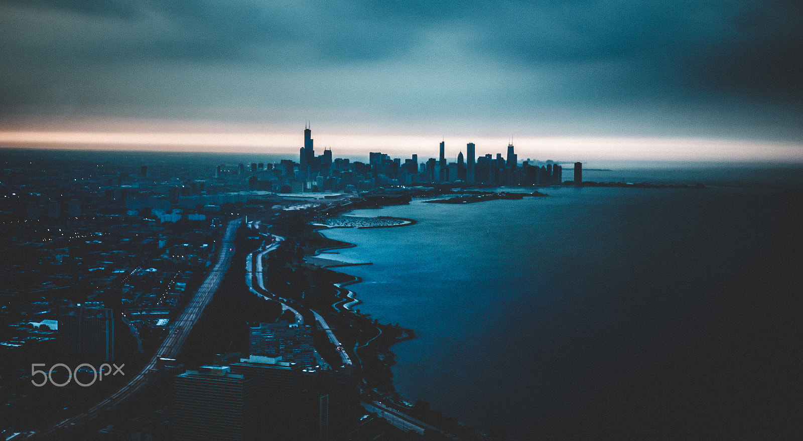 Canon EOS 70D + Canon EF 16-35mm F4L IS USM sample photo. Aerial (chicago skyline) photography