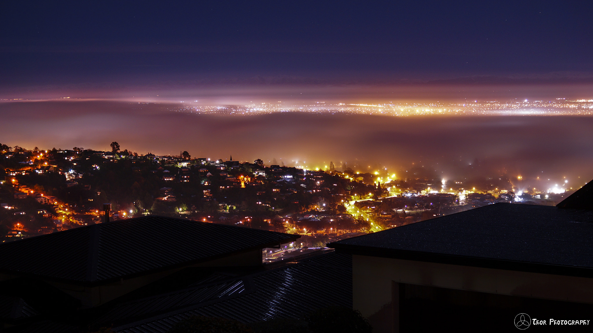 Sony SLT-A58 + Sony DT 35mm F1.8 SAM sample photo. Fog at night photography
