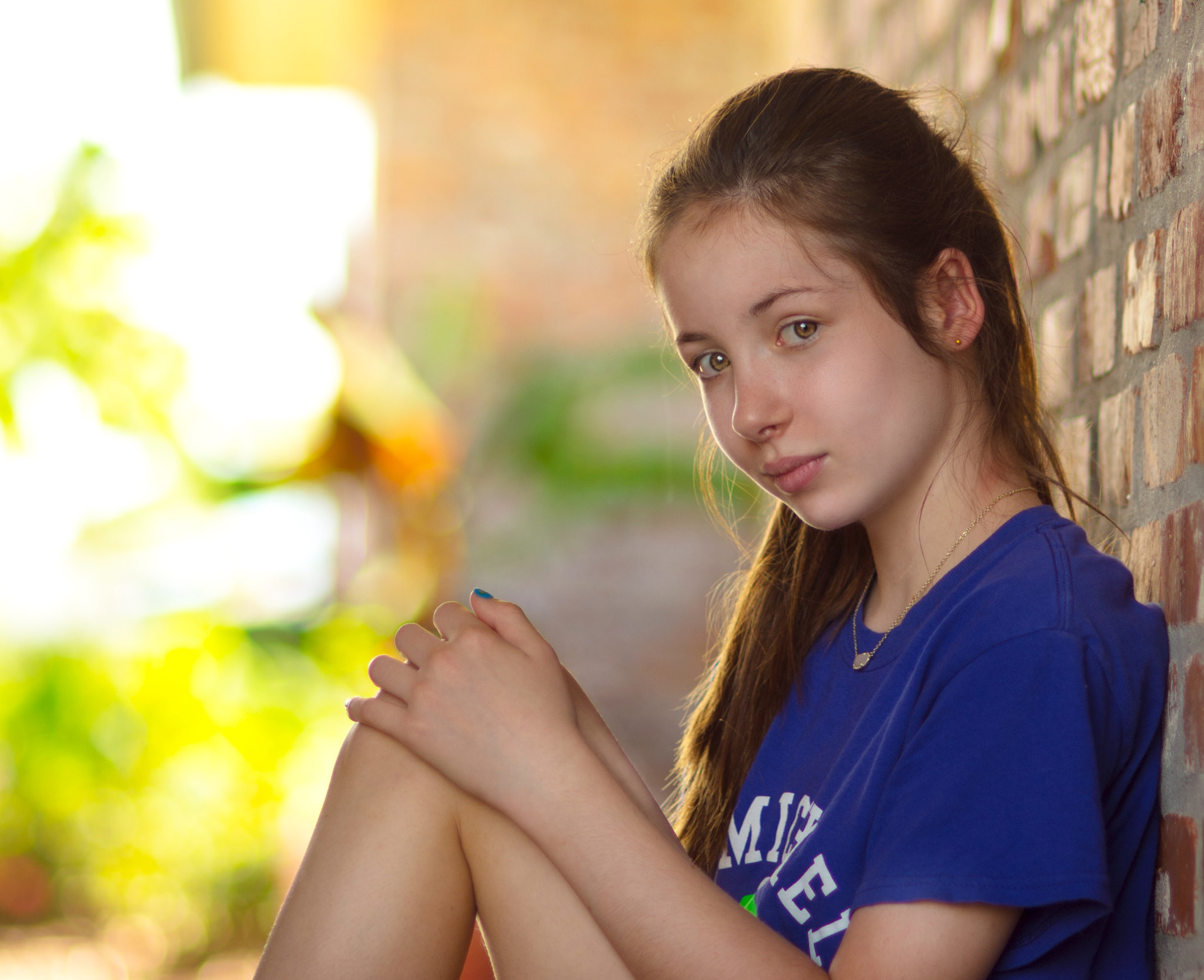 Nikon D7200 + Nikon AF Nikkor 105mm F2D DC sample photo. Jenna modeling in breezeway. photography