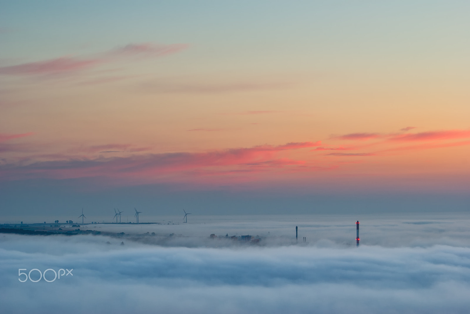 smc PENTAX-F 70-210mm F4-5.6 sample photo. Misty morning photography