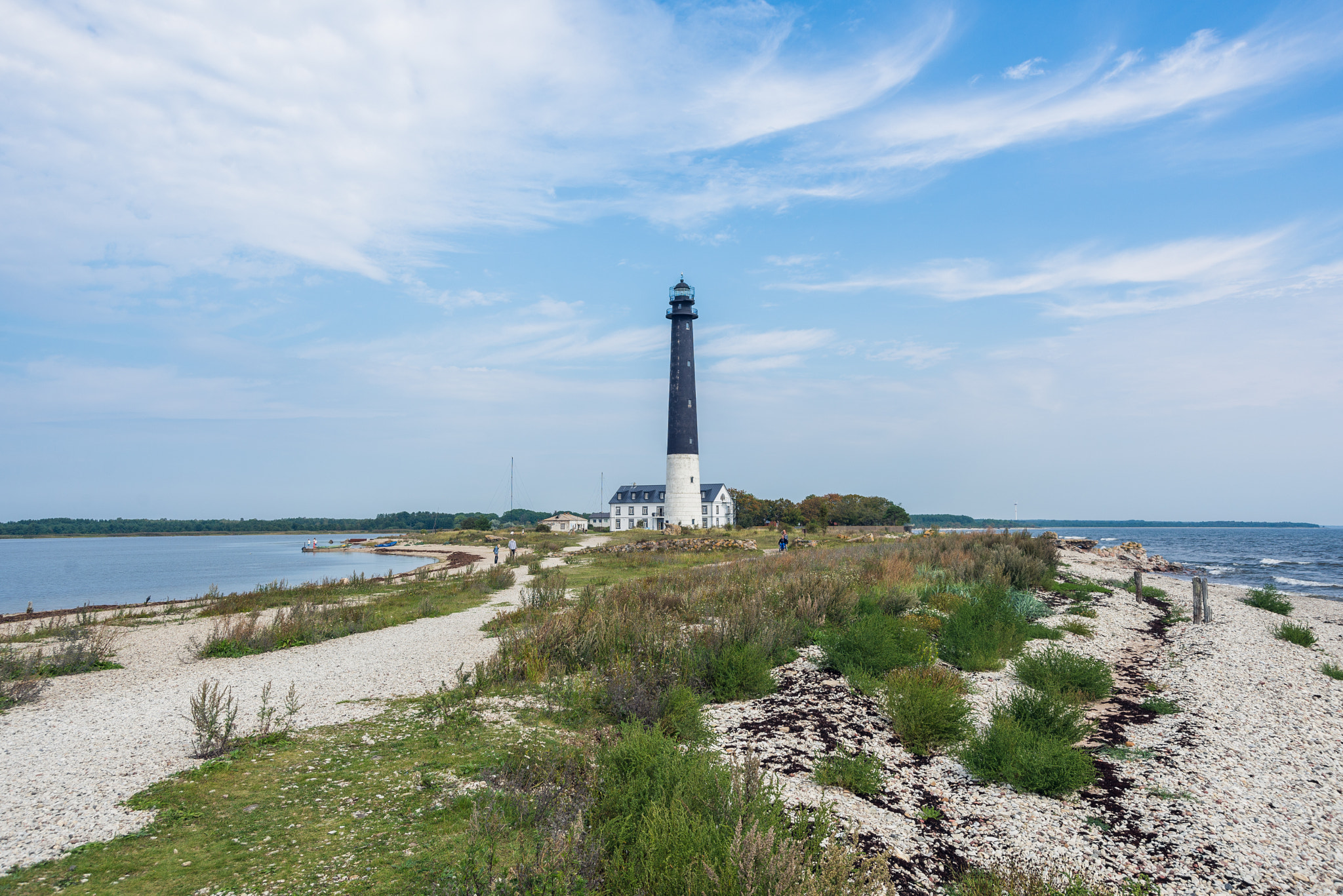 AF Zoom-Nikkor 28-70mm f/3.5-4.5D sample photo. Sõrve lighthouse photography